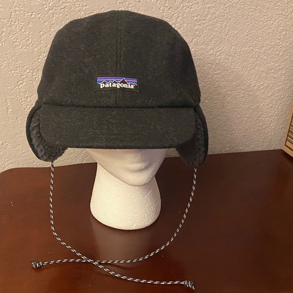 Patagonia Dark Gray Earflap Hat - Picture 1 of 9